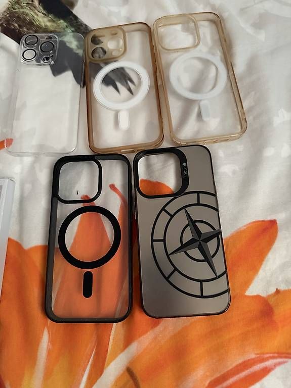 Coques & Protection écran: 5 coques pour iPhone 15 pro – D'occasion à Morges par bir_9rsr 1