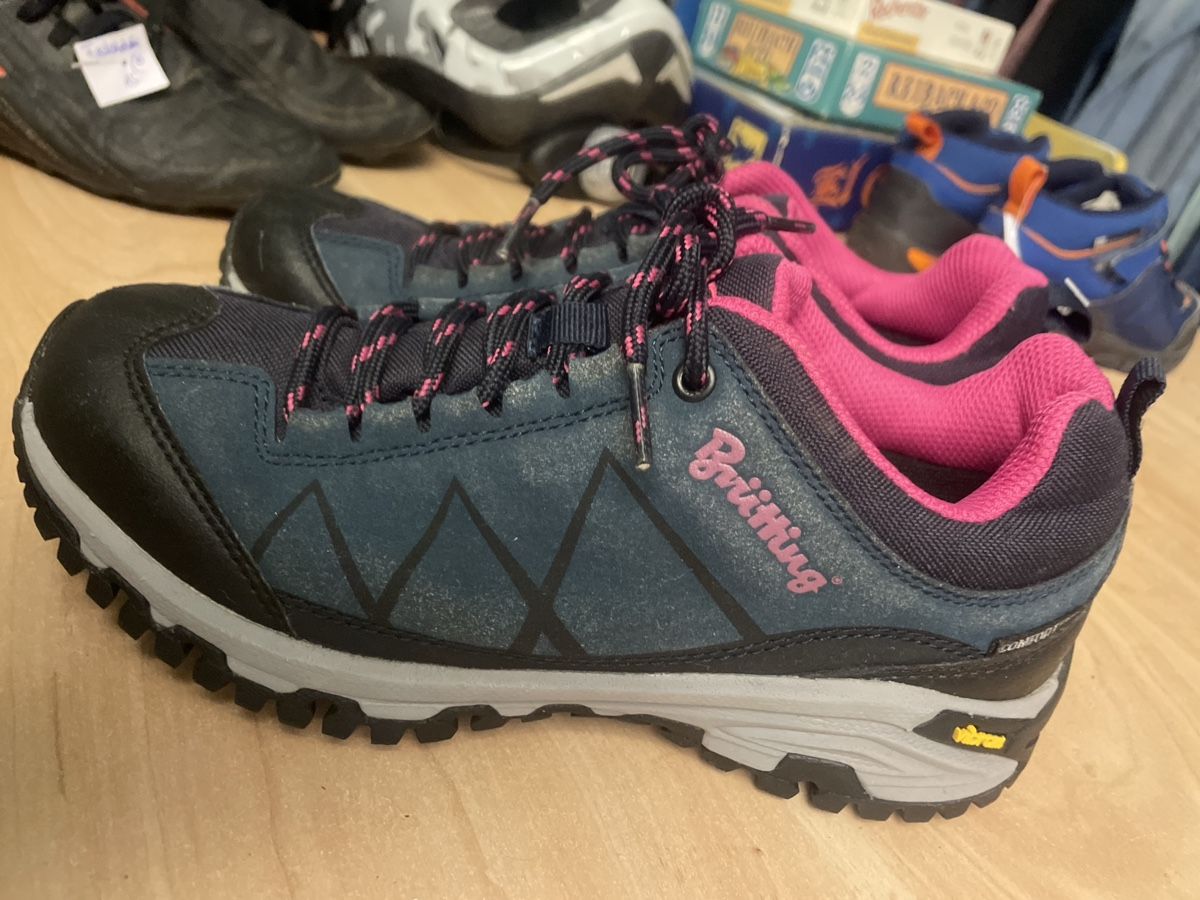 Scarpe per ragazze: Brütting Comfortex Wanderschuhe, Top Zustand, Gr. 37 – Nuovo (secondo la descrizione) da Obergerlafingen venduto da cabo4