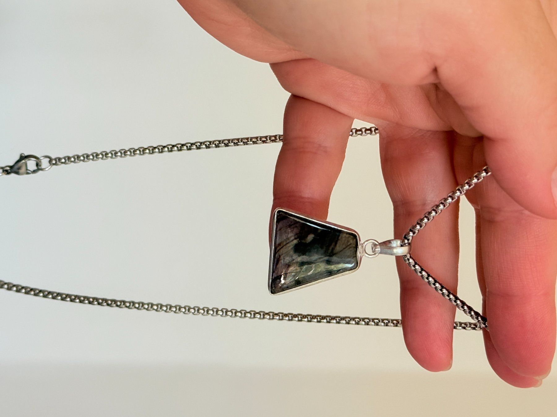 Ketten: Collier avec Labradorite – Neu und originalverpackt aus Genève von AWWA 5