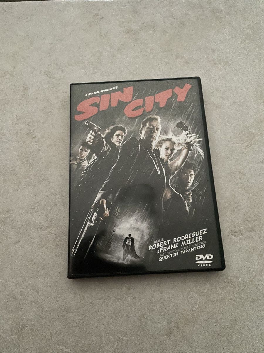 Tutti i DVDs: Sin City – Usato da Winterthur venduto da Cobraforce