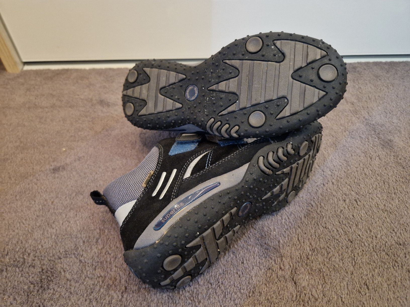 Superfit Scarpe per ragazzi: Superfit Kinderschuhe Gr. 34  – Usato da Kaisten venduto da Amore_Rio 2