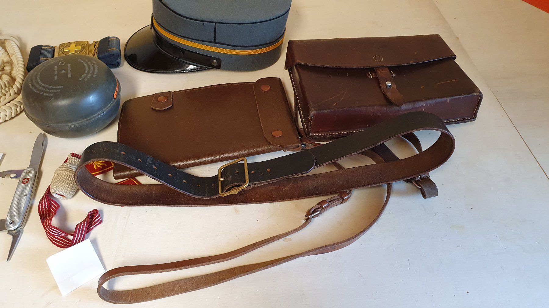 Schweizer Armee Uniformen: Schweizer Militaria : Diverses – Gebraucht aus Richigen von Auerhahn11 4