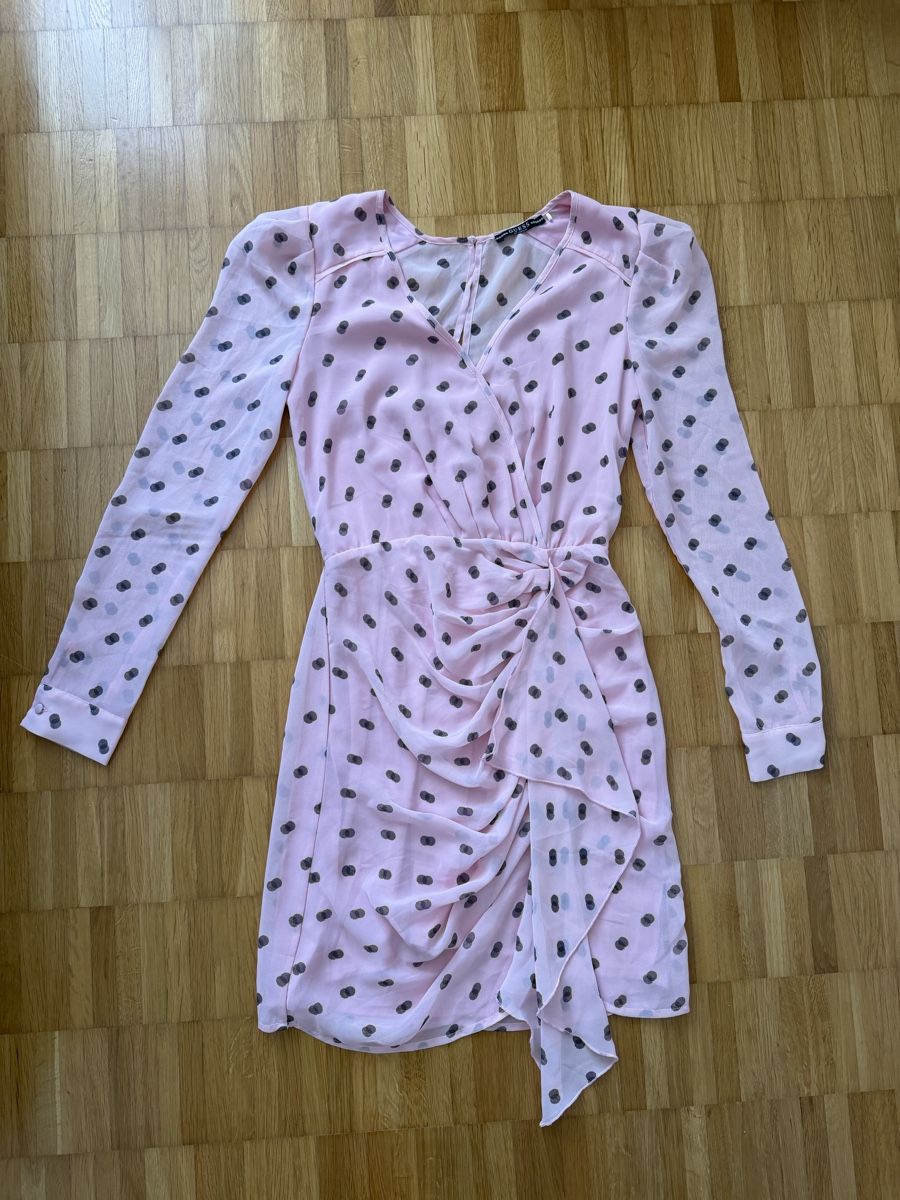 Guess Robes: Kleid rosa GUESS Grösse S  – D'occasion à Jona par Good_luck_