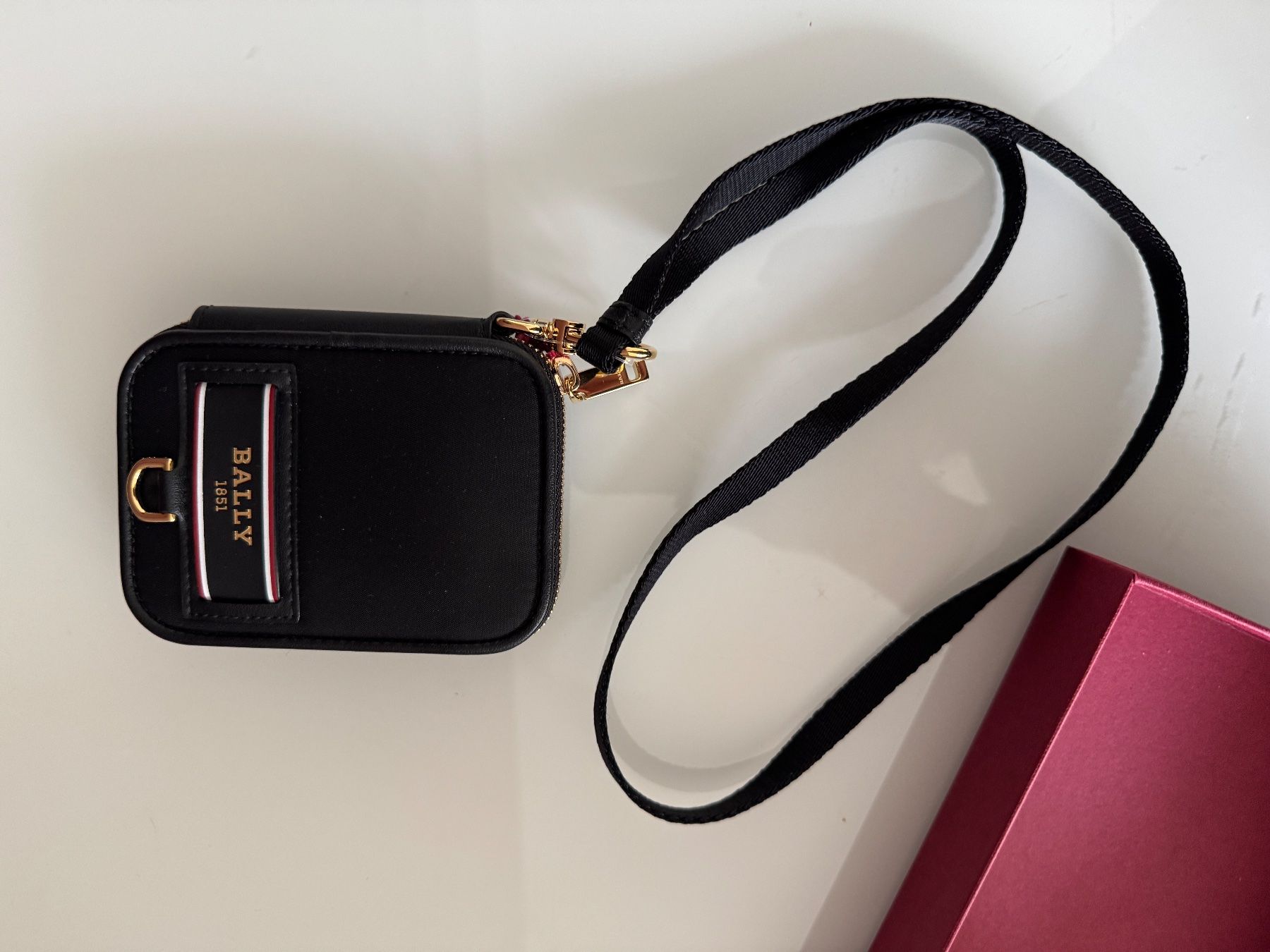 Bally Brieftaschen: Bally  LEDERBRIEFTASCHE MIT LOGOBAND – Neu und originalverpackt aus Volketswil von praxis12