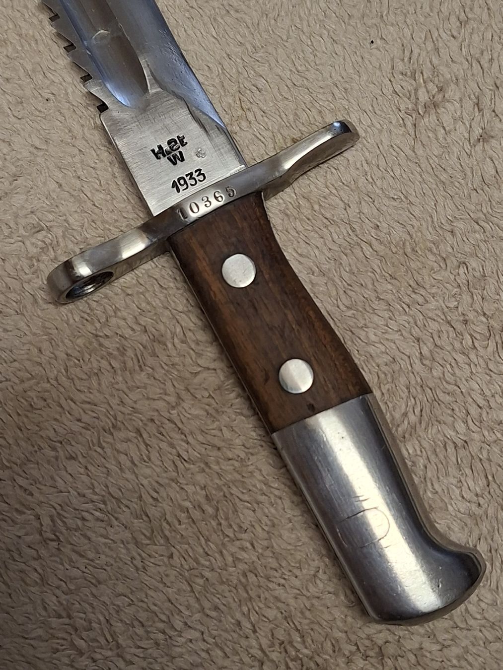 Schweizer Armee Armi bianche: Säbelbajonett M1914 mit Lederscheide und Holznut – Usato da Neuenkirch venduto da STMK21 2
