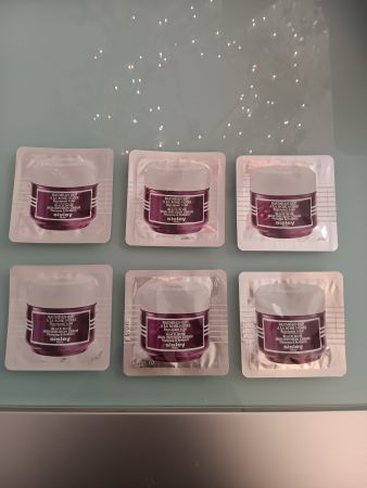 Sisley Neu Black Rose Crem 6x 0.13Fl unbenutzt