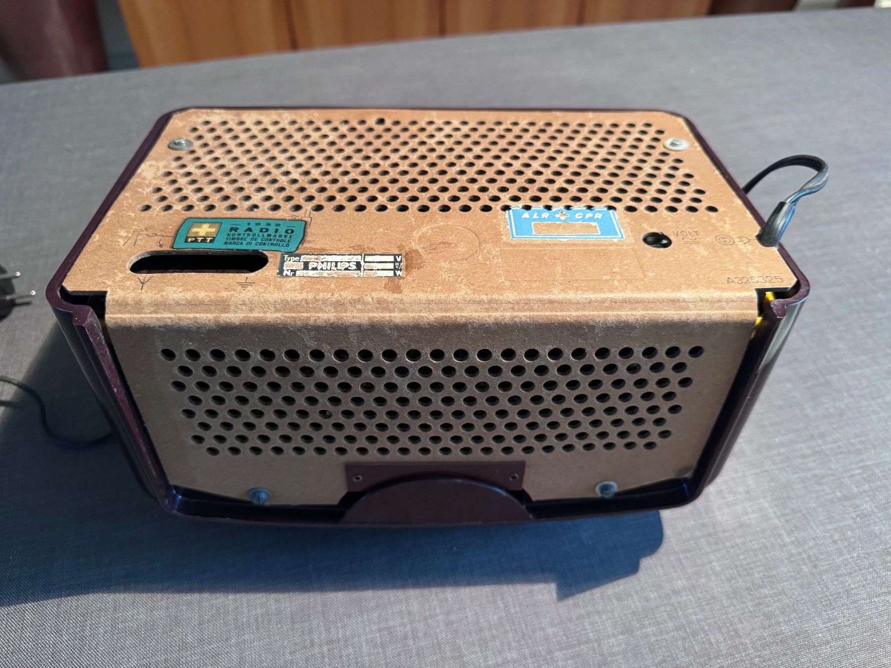 Philips Radios: Philips Röhrenradio von 1952 – Gebraucht aus Oberrüti von HotRod1932 3