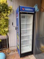 Feldschloesschen Getraenkekuehlschrank mit Glastuer