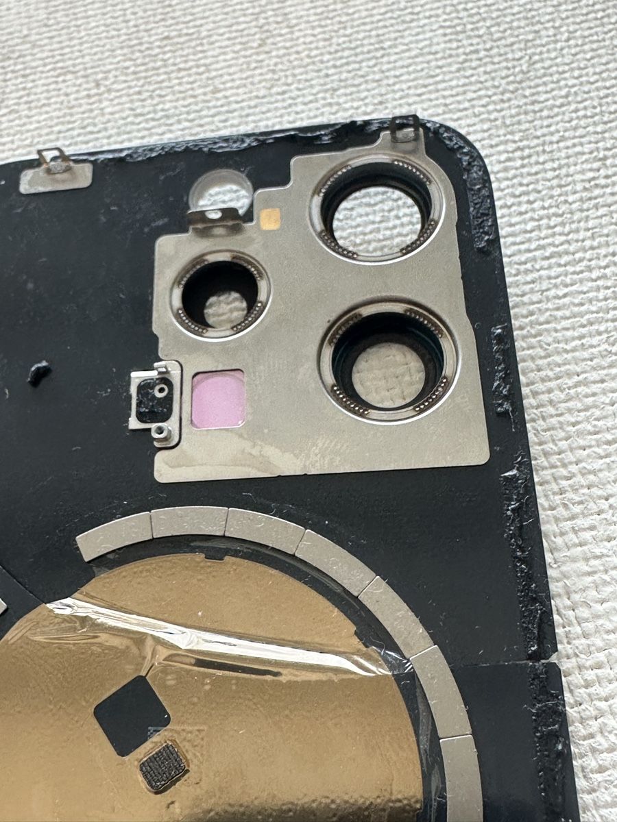 Apple Telefoni cellulari / Smartphones: iPhone 15 Pro Rückseite, defekt, Originalteil – Difettoso da Fahrni b. Thun venduto da familymadech 6
