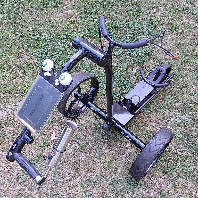 At-Hena Trolley: Golf-Trolley der Marke at-hena – Usato da Minusio venduto da Nirav8 3