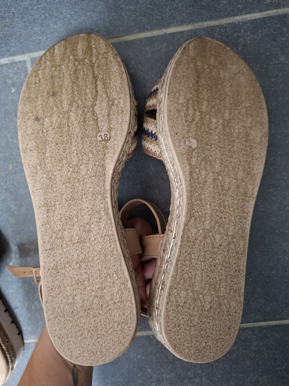 Chaussures femmes: Sandale Gr.38 – D'occasion à Biberist par Stylux01 1