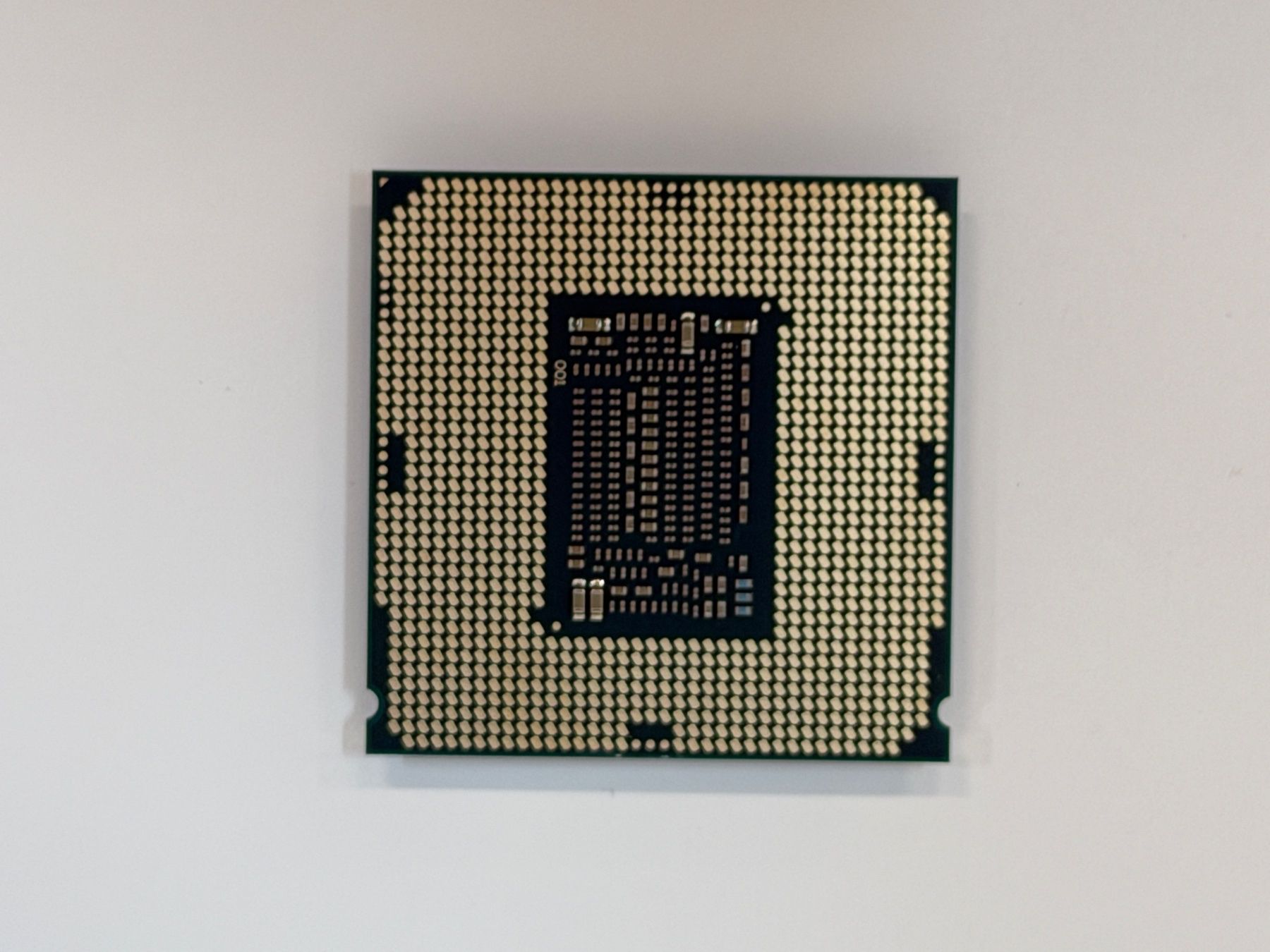 Intel Elektronikbauteile: CPU Intel Core i7-8400, 9 MB Cache, 4.00 GHz – Gebraucht aus Lachen SZ von alcom-electronics 1