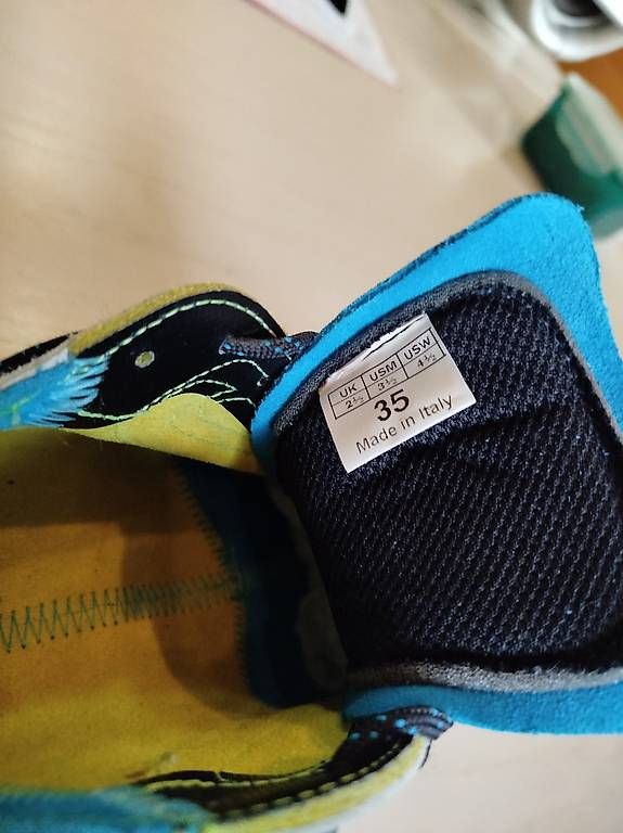 Scarpe per ragazzi: Kletterschuh kind – Usato da Neuenkirch venduto da sus_9b6v 1
