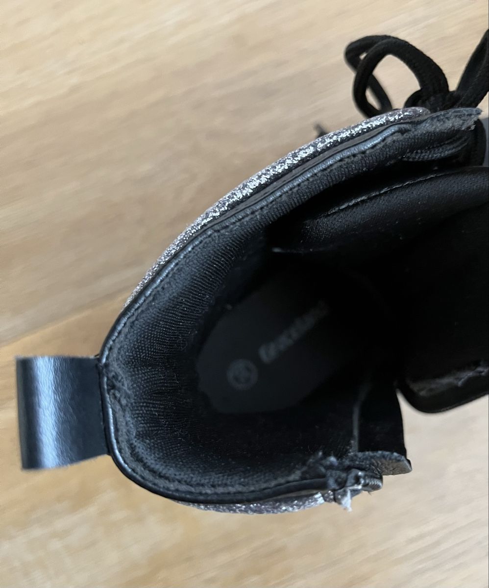 Scarpe per ragazze: Winter Boots, Schwarz, Grösse 30 – Usato da Kradolf venduto da AlexiaEugster 5