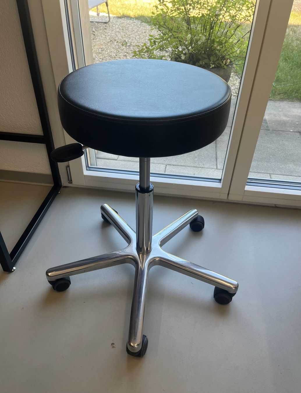 Hocker: Arbeitshocker – Gebraucht aus Jegenstorf von mic_qy8g