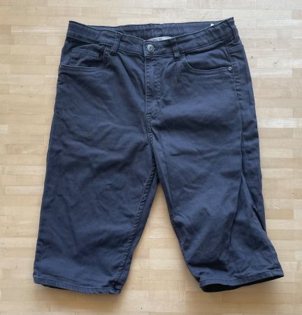 Top: H&M Jeans Bermudas, kurz, Sommerhose Gr. 170