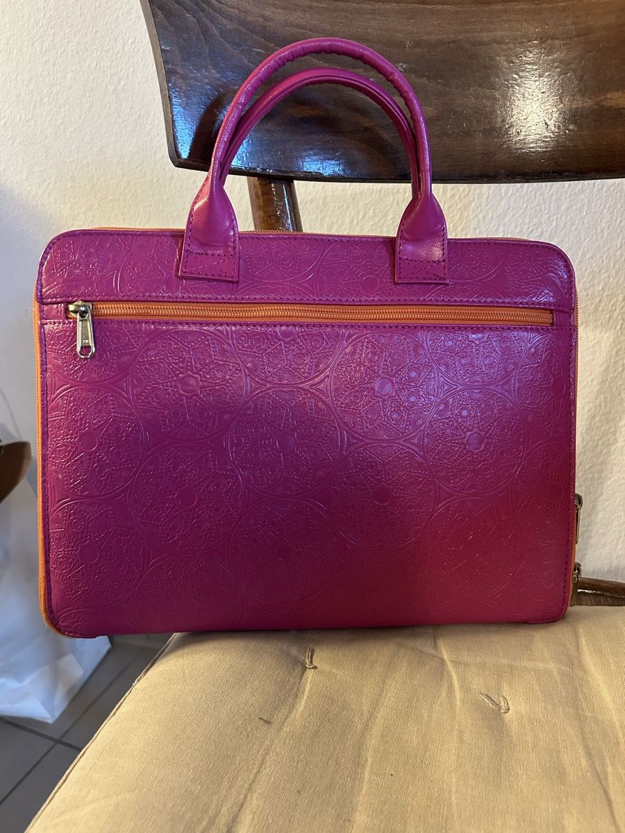 Valigie & Borse: Pochette rose  – Usato da Lausanne venduto da SavaLilie 3