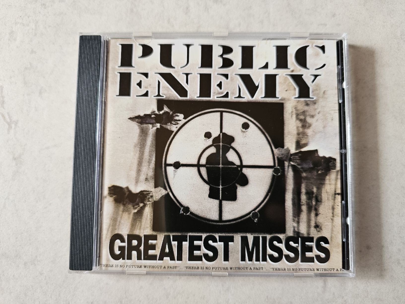CD: Public Enemy  -  Greatest Misses – Usato da Schneisingen venduto da backstore24