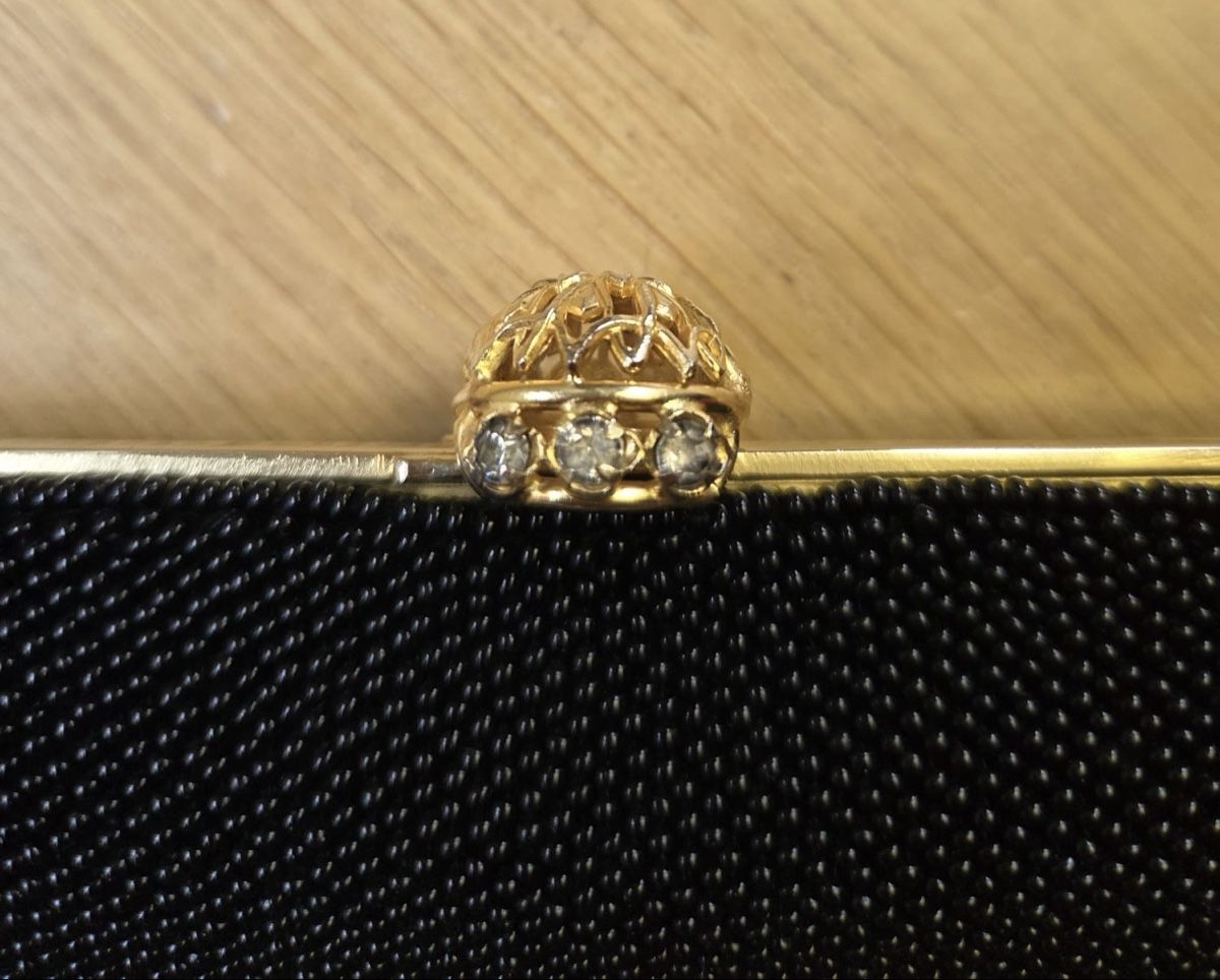 Sacs femmes: Wunderschöne Abendtasche, schwarz, perlenbesetzt  – D'occasion à Lohn SH par Winter03 2