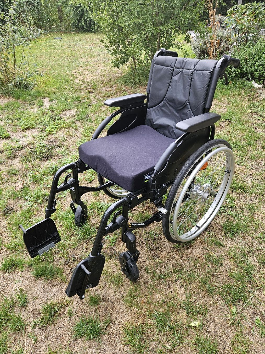 Rollstühle: Rollstuhl klappbar invacare – Gebraucht aus Illnau von hei_xfr5
