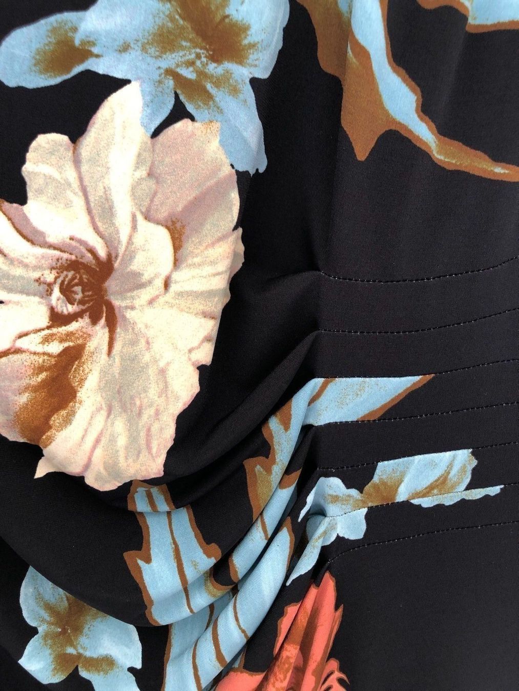 Vestiti: Kleid Sommerkleid eng anliegend – Nuovo (secondo la descrizione) da magden venduto da maikik 1