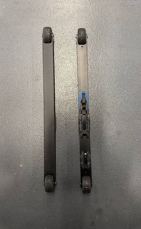 Sci: Ski roue Classic redesigné Salomon – Usato da Confignon venduto da Pauline.sch 2