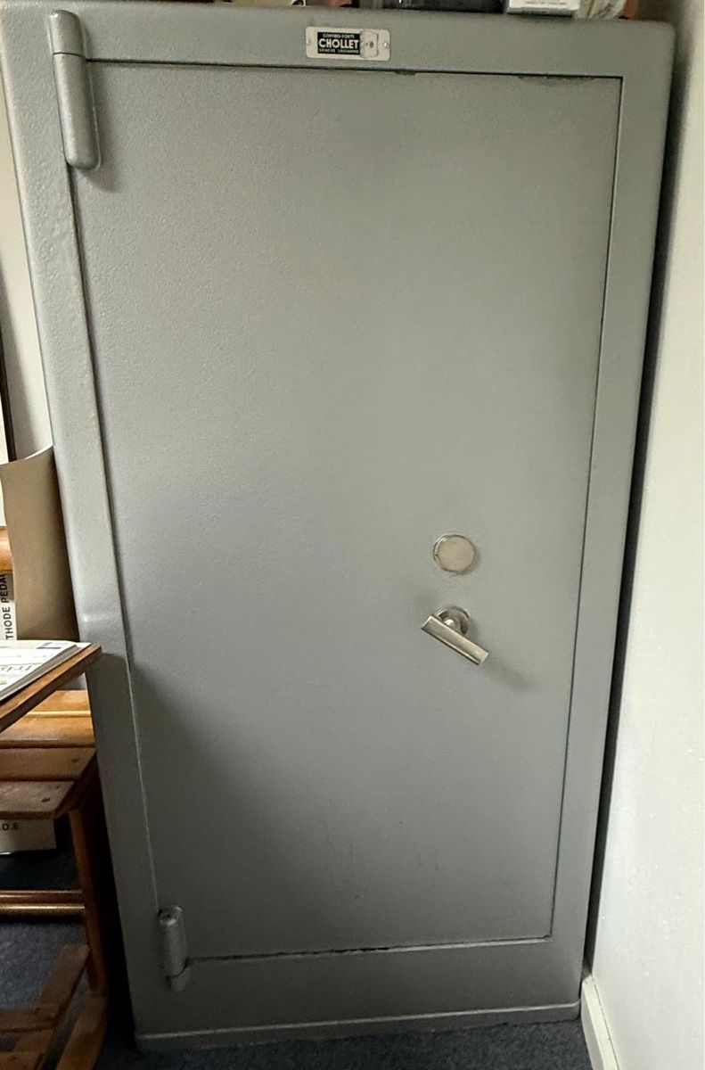 Tresor: Coffre-fort – Gebraucht aus Montreux von Nelson1040