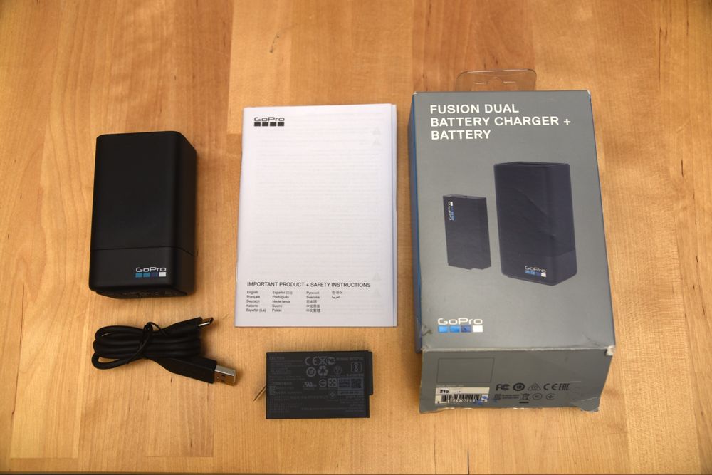 GoPro Dual Battery Charger + Battery (HERO5 Black) a € 61,90 (oggi