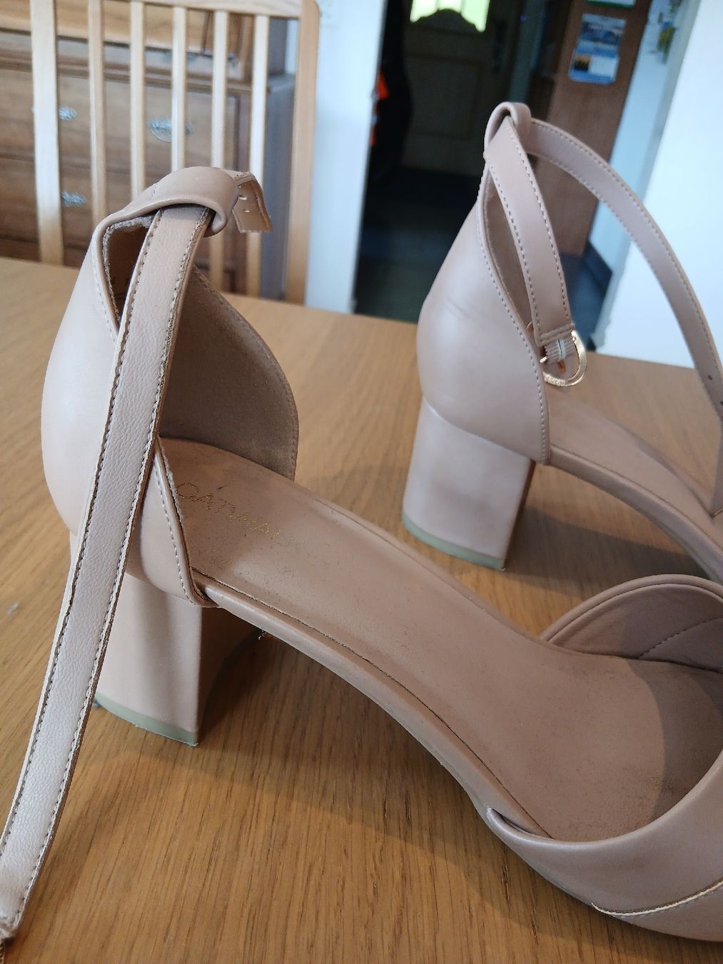 Dosenbach Scarpe da donna: Sandalen mit Absatz Grösse 41 – Usato da Rüfenach AG venduto da Haui82 1