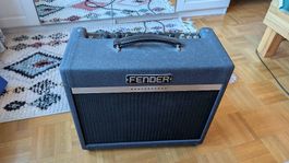 Fender Bass breaker 15 avec câble de  branchement