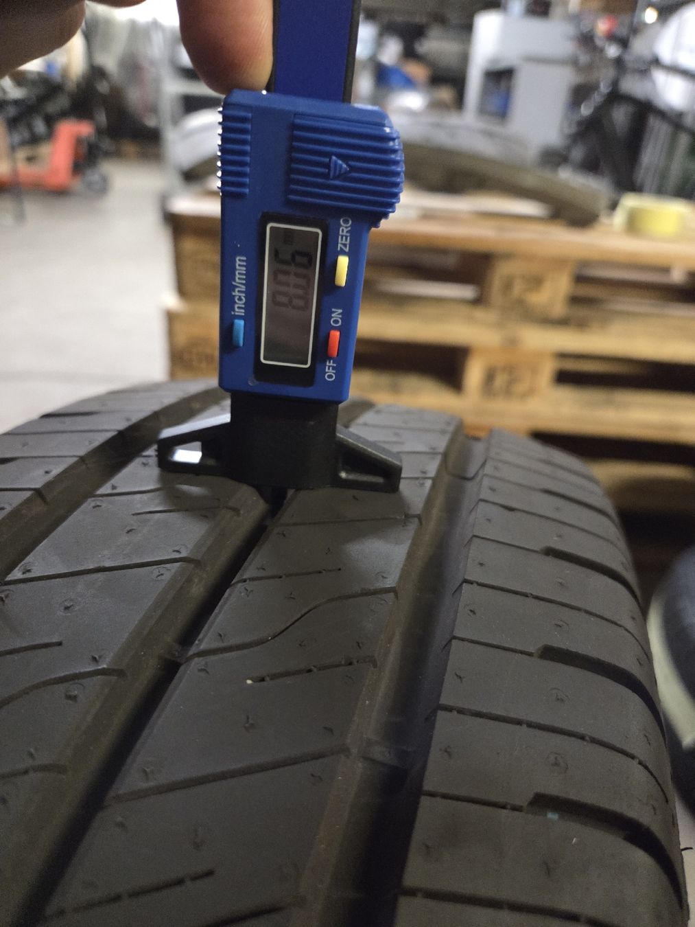 Goodyear Pneus & Kompletträder: Goodyear Transporterreifen – Gebraucht aus Obfelden von haech2011 5