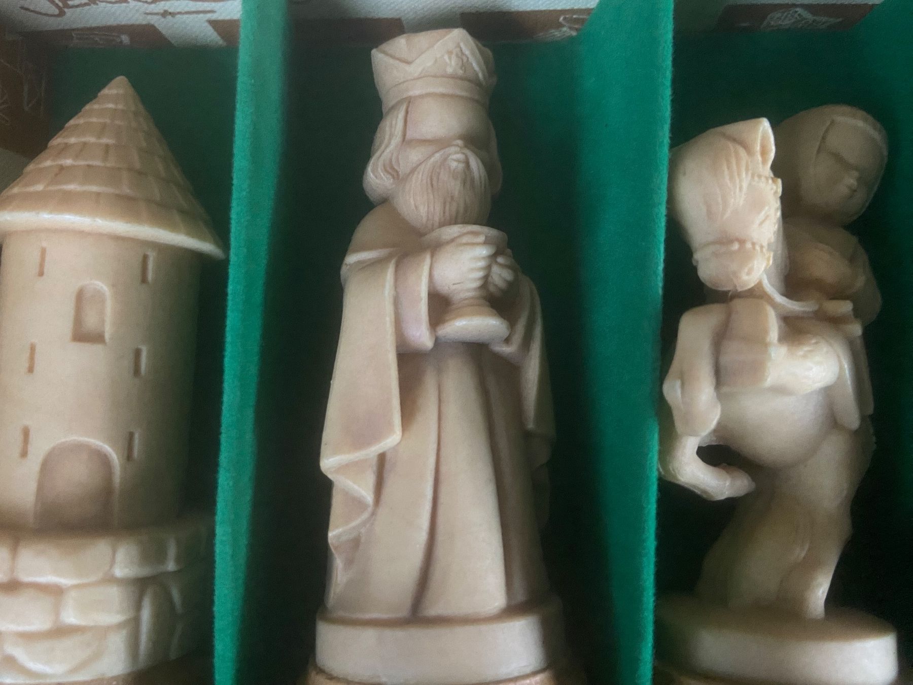 Spiele: Schachfiguren Set – Gebraucht aus Meilen von rowland534 5