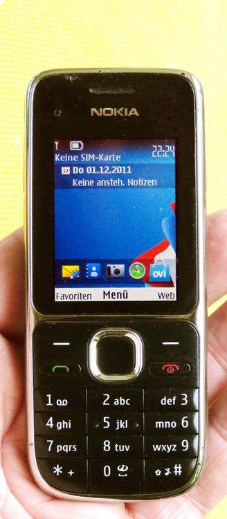 Nokia C2-01 Handy - Klassisches Mobiltelefon Mit 2 Zoll Display & 3.2 MP Kamera