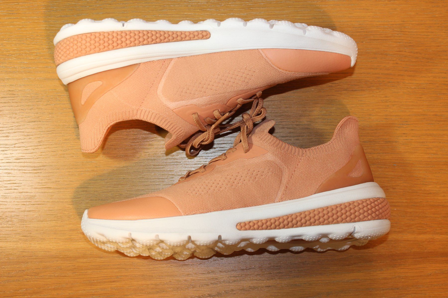 Geox Scarpe da donna: Geox Damen-Sneaker, Gr. 38 – Nuovo (secondo la descrizione) da Basel venduto da Mila_Graf 8