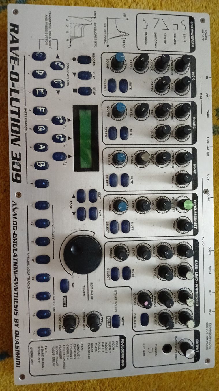 Strumenti musicali: Quasimidi raveolution rave-o-lution 309 groovebox/synth – Usato da Camorino venduto da RossFix