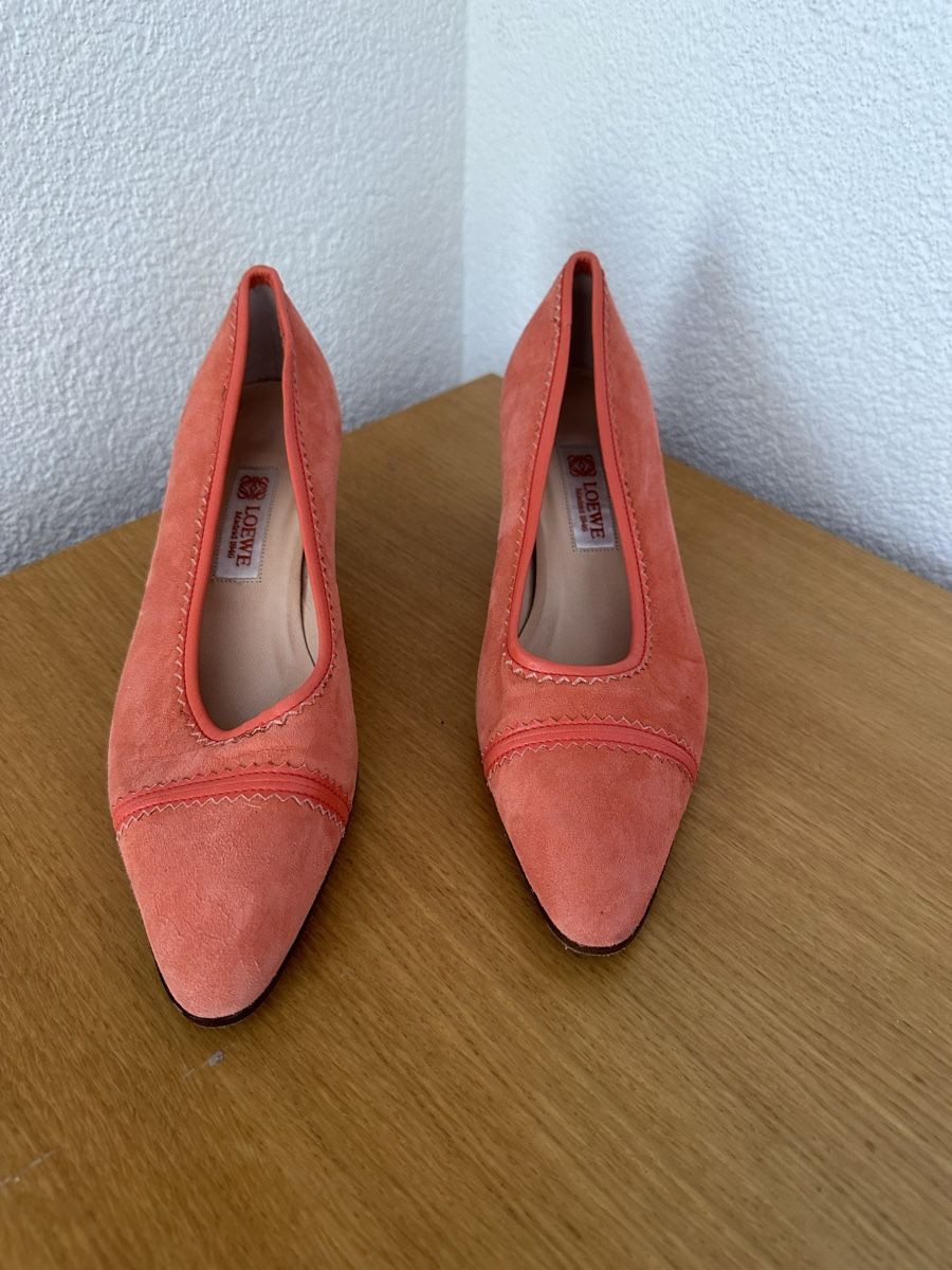 Loewe Scarpe da donna: Loewe High Heels Pumps gr. 38 – Usato da Morbio Superiore venduto da mic_8qcl 2