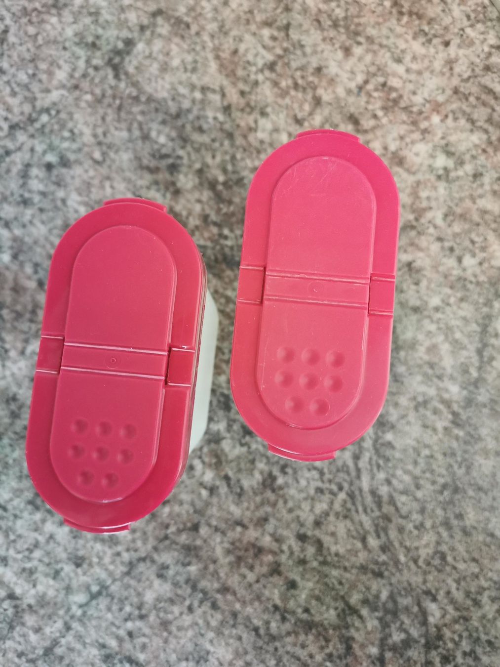 Tupperware Recipients et similaires: Tupperware Gewürzstreuer - Top – D'occasion à Birsfelden par mel_ndx7 3