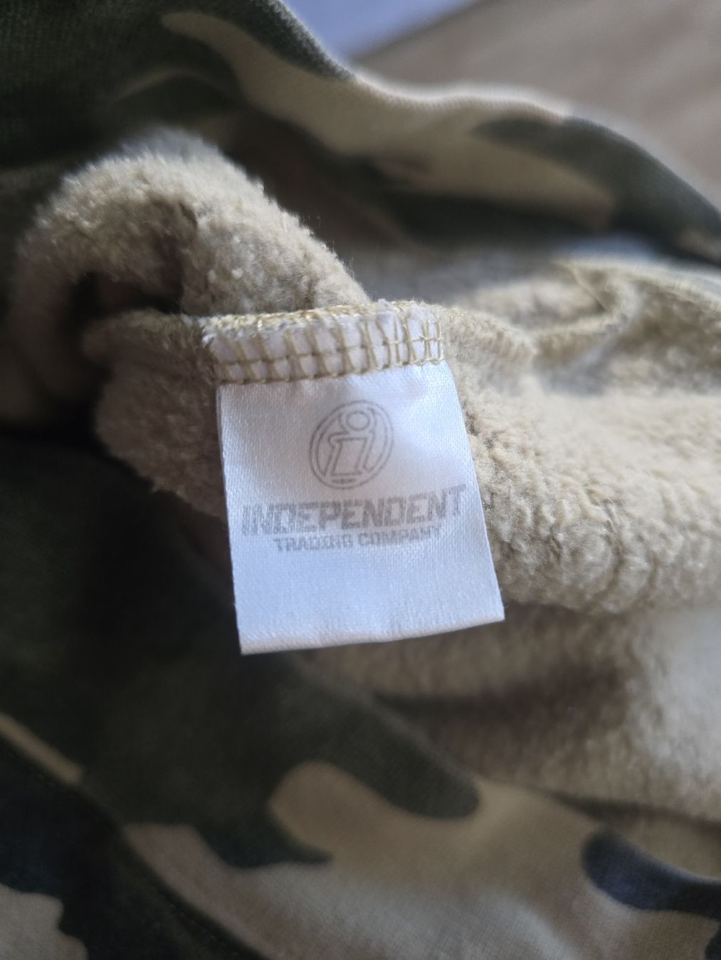 Maglioni & Felpe: pullover Antisocial Social Club Independent  – Usato da Mont-sur-Lausanne venduto da Didinho 2