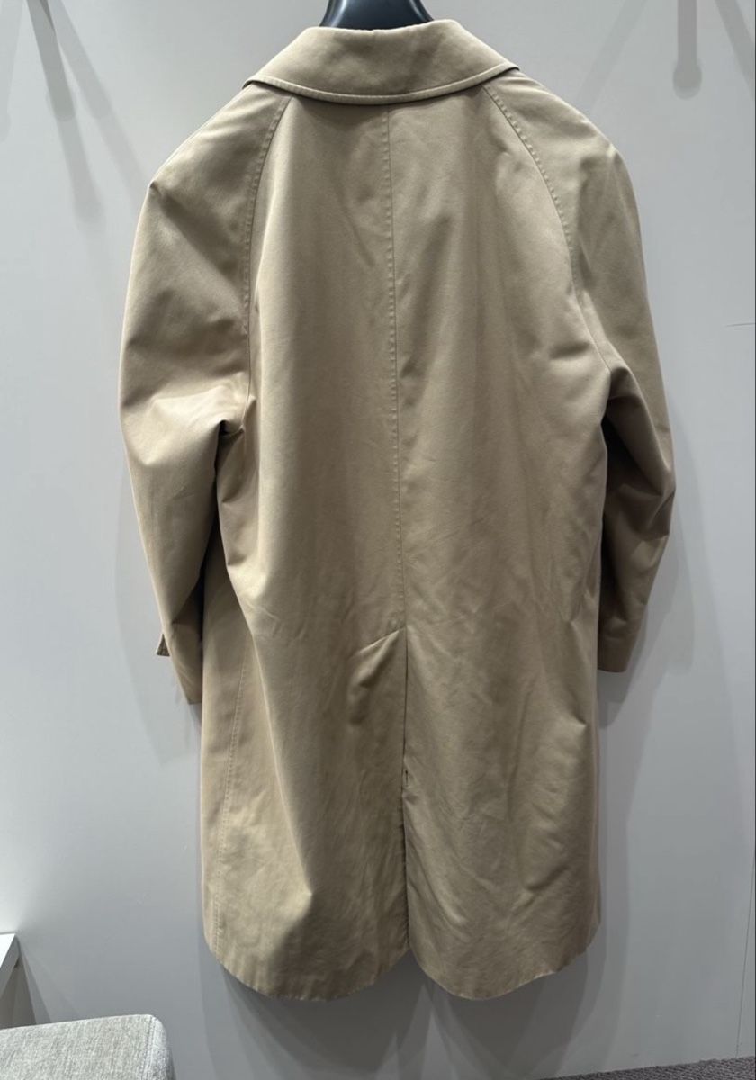 Burberry Cappotti: Burberry Trenchcoat/Mantel – Usato da Solothurn venduto da delialiliane 1