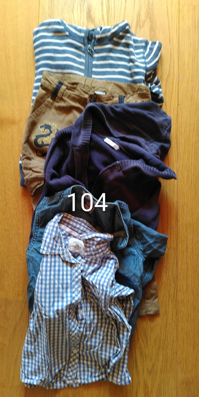 Lotti & Set di vestiti: 14-teiliges Kleiderpaket 104/110 – Usato da Winterthur venduto da DieEbis 2