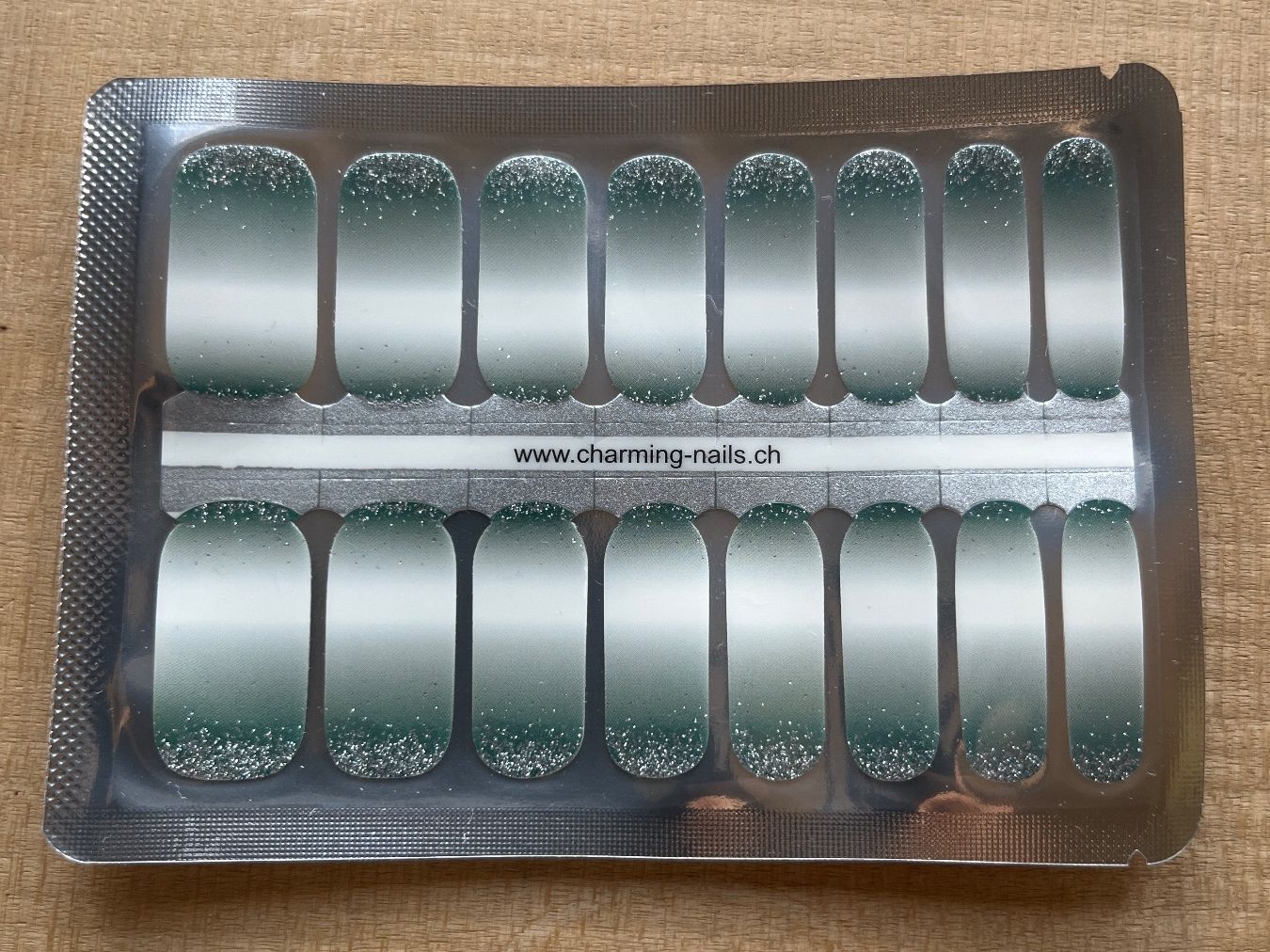Unghie finte: Nagelfolie ombre grün mit Glitzer – Nuovo e nell'imballaggio originale da Winterthur venduto da ani_svs9