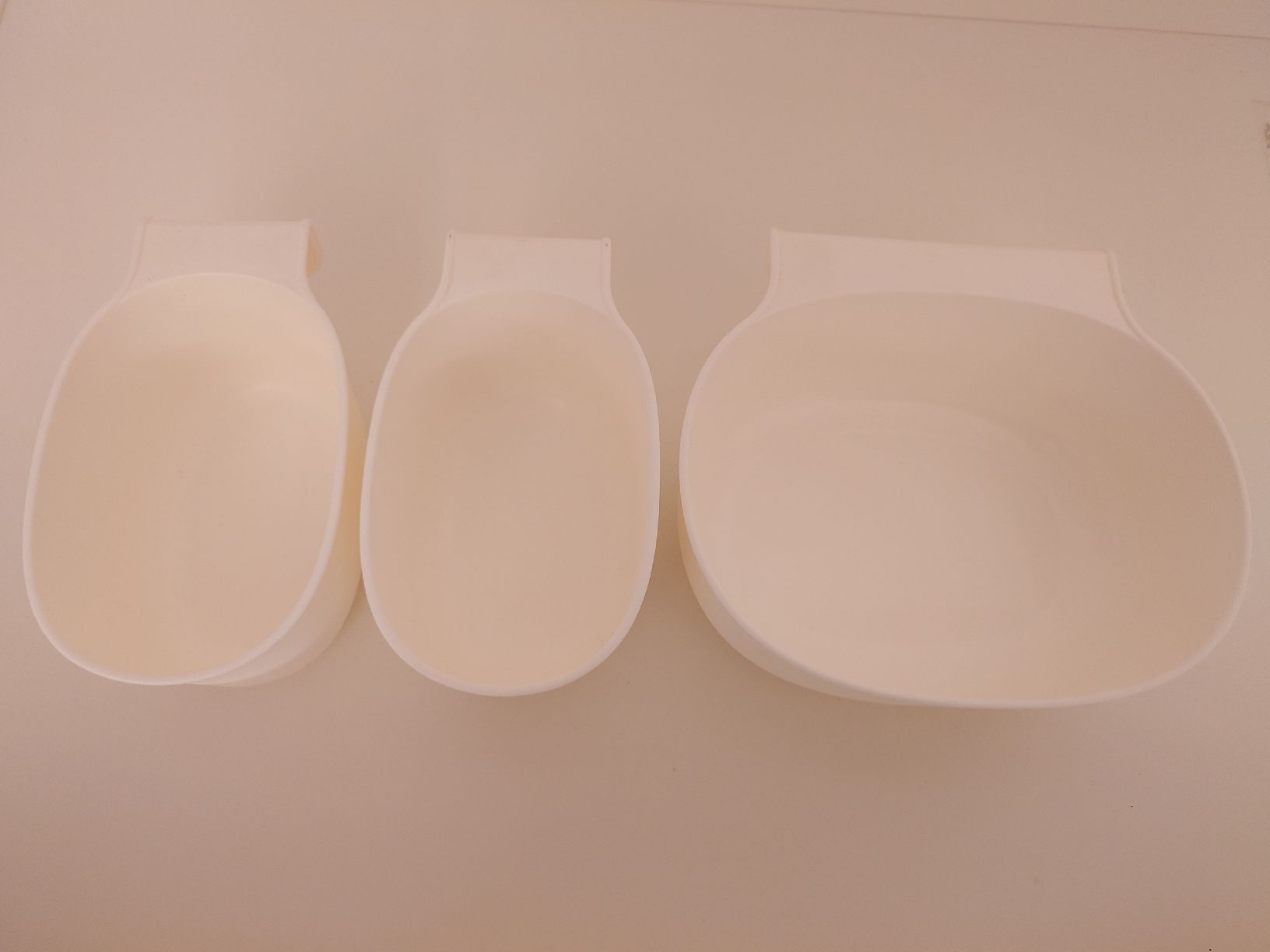 Ikea Fasciatoi & Accessori: Ikea Wickeltisch + Chicco Windeleimer – Usato da Uster venduto da snowy_6 6