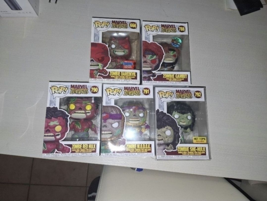 Funko Figurines: Funko Pop Marvel Zombies Set 5 pezzi nuovo – D'occasion à Monte Carasso par Buttefly