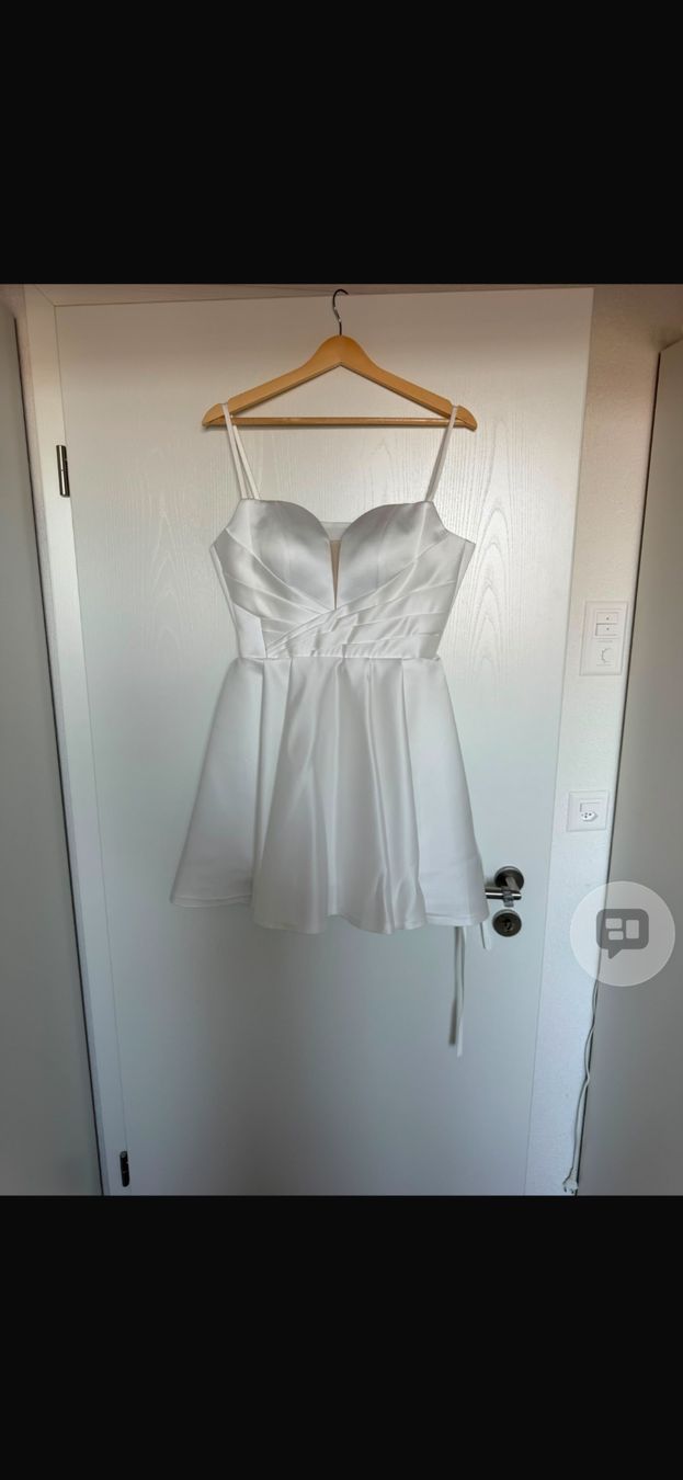 Robes: Robe de mariée civile neuve – D'occasion à Puidoux par ric_5dyj 2