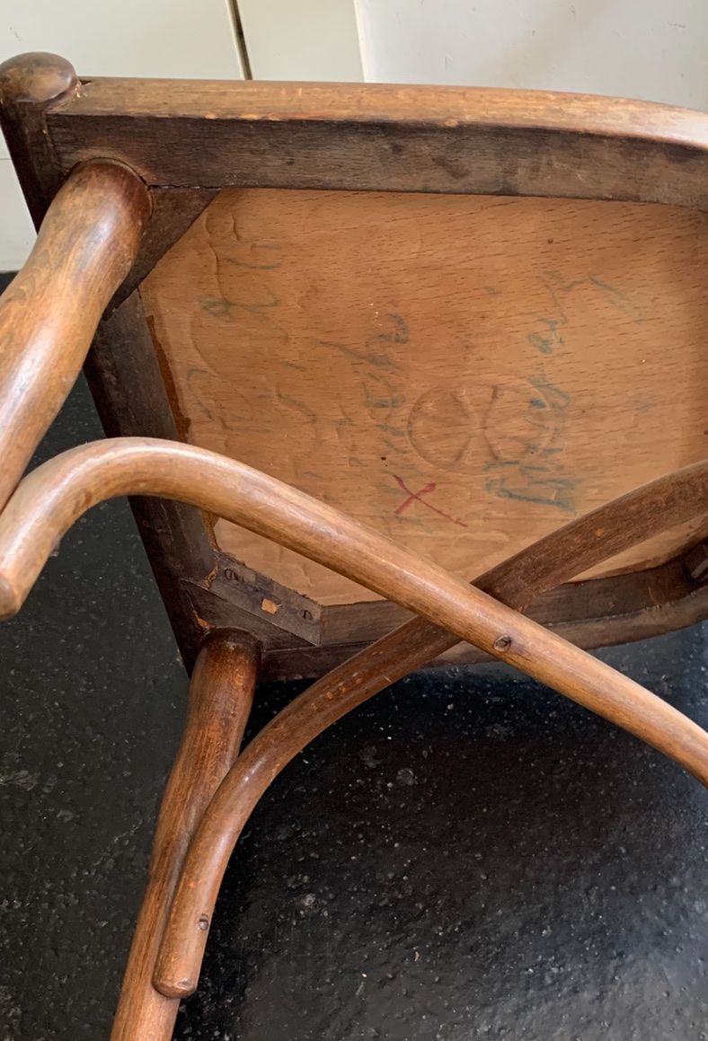 Thonet Sedie: Original Thonet Bugholzstuhl – Usato da Zürich venduto da benebiene 4