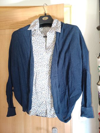 ensemble blouse et gilet