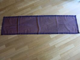 Tischläufer, dunkelrot, leicht transparent