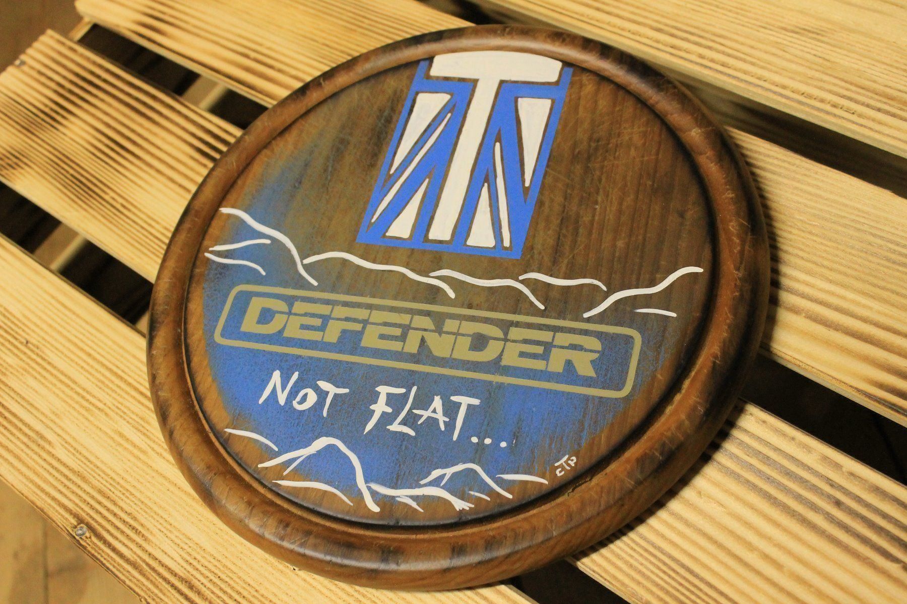 Insegne: Land Rover "DEFENDER Not Flat" Handmade! – Nuovo (secondo la descrizione) da Willisau venduto da Pzm81