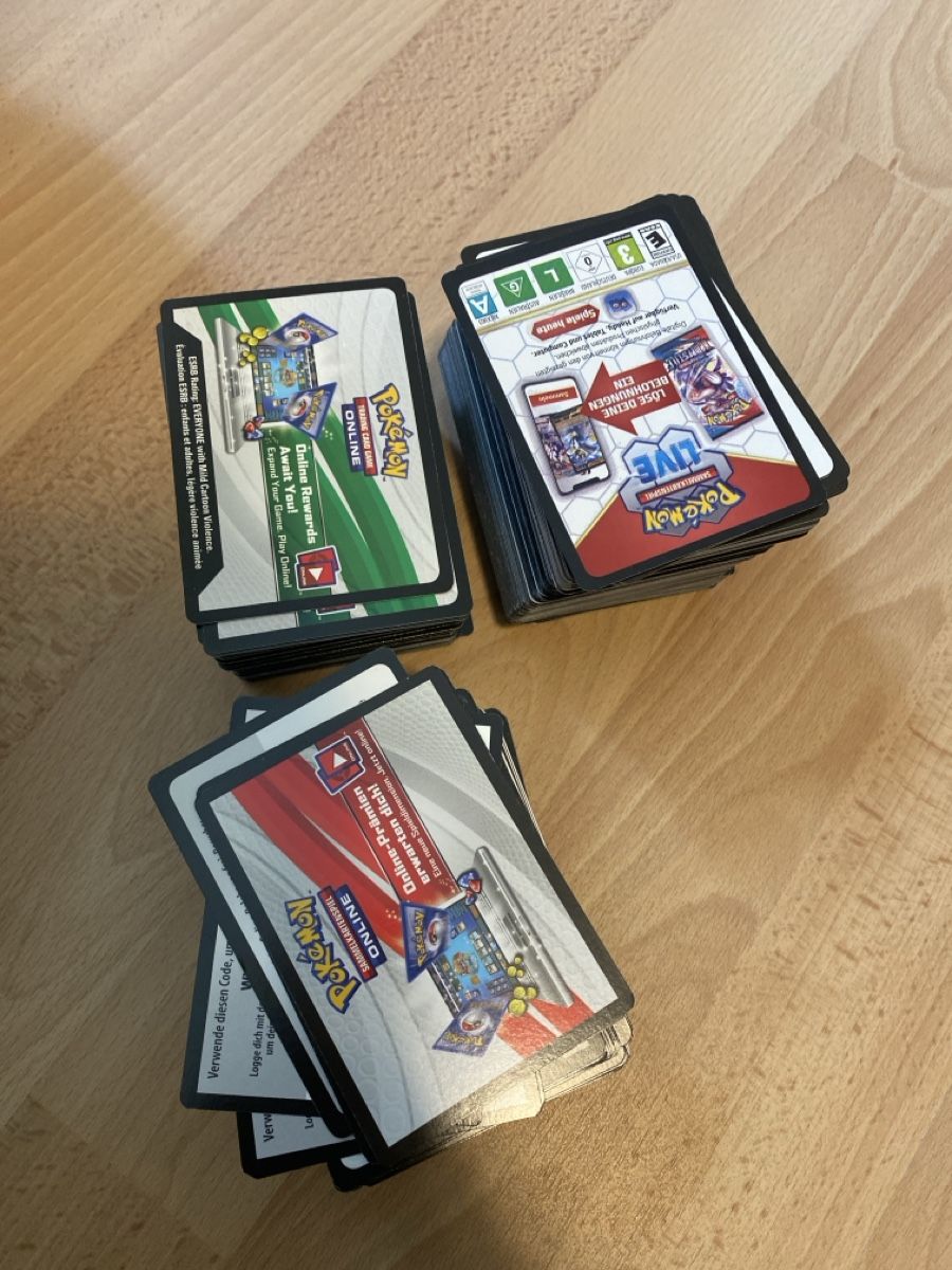 Pokémon Carte collezionabili: Pokémon TCG online Codekarten – Nuovo (secondo la descrizione) da Lyss venduto da DeaDiLuna 1