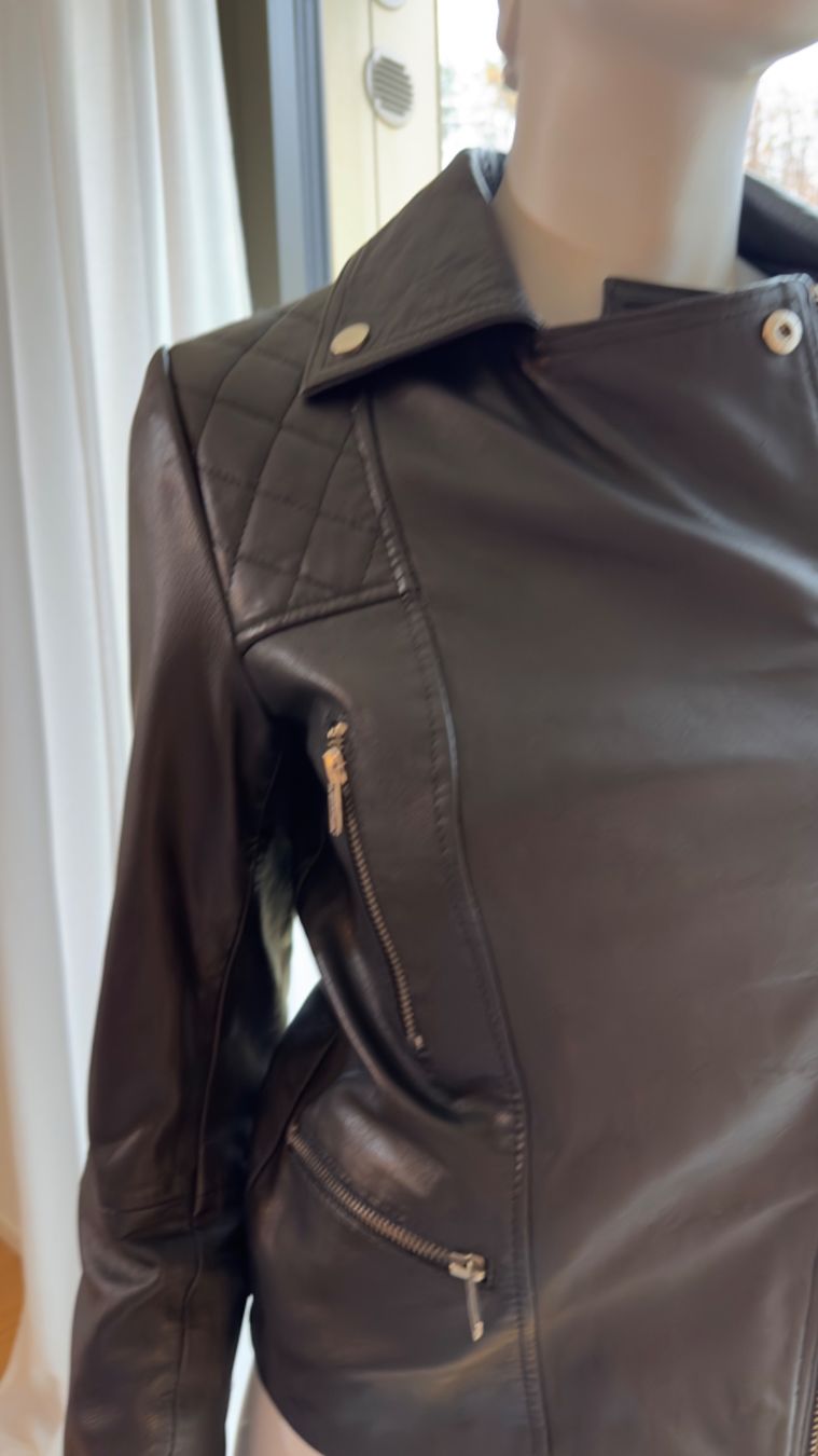 Giacche: Neu Lederjacke von Barneys – Nuovo e nell'imballaggio originale da Adliswil venduto da RicPro 2